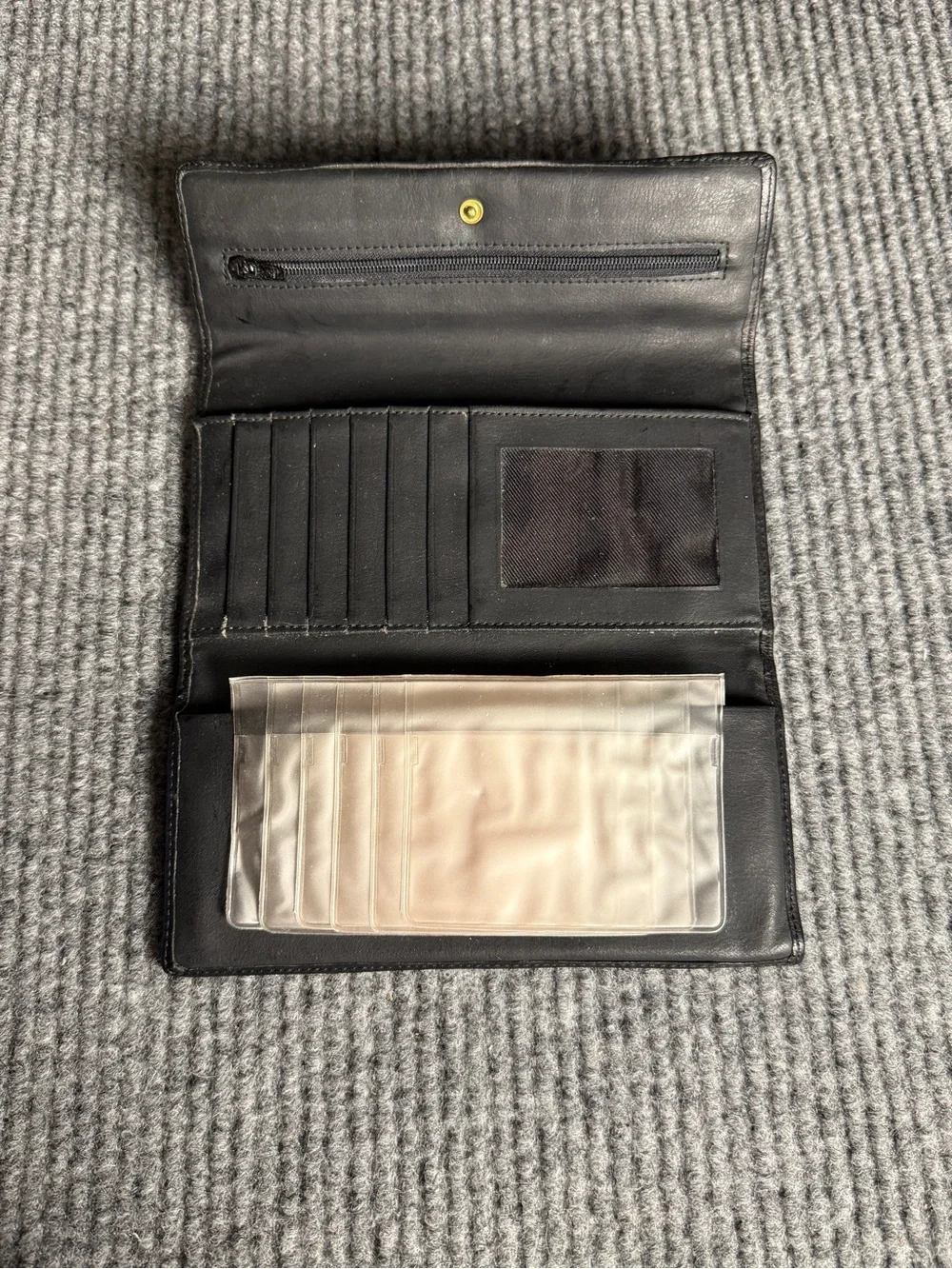 VINTAGE Genuine Black Leather Flap Tri-Fold Continental Wallet